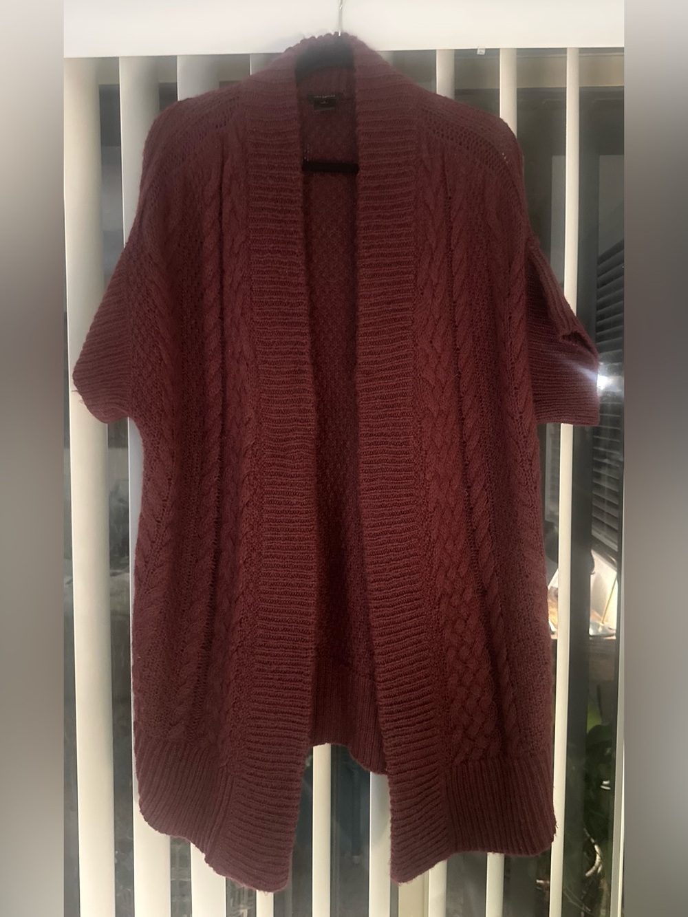 Ann Taylor Cable-Knit Short-Sleeve Open Cardigan - Burgundy